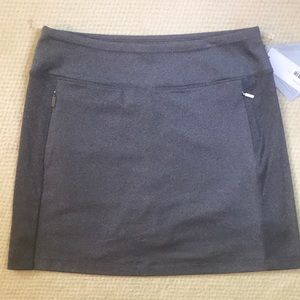 💨NWT Cutter&Buck drytec golf skirt💨